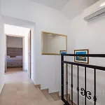 Lovely In With Wifi