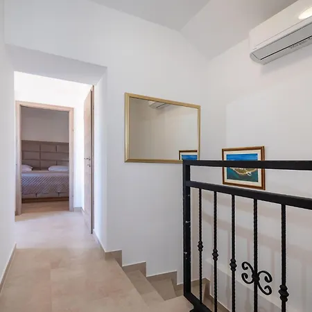 2 Bedroom Luxurious In